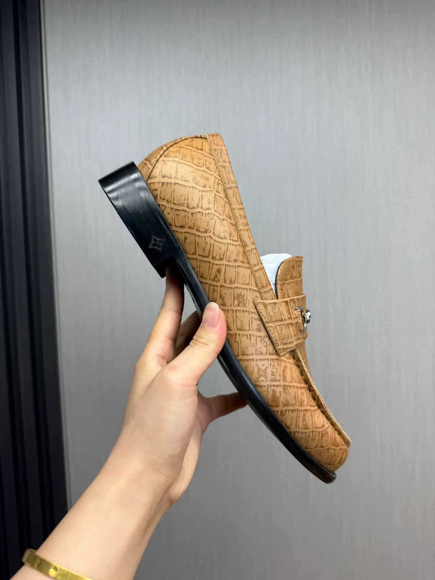 Factory 680💰 LV. Men's business casual leather shoes, all made of imported original brand leather, just to create a more comfortable wearing experience, original non-slip and wear-resistant outsole ✔️16-45 (38.45 non-returnable)